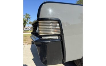 Lincoln-Continental-1965-Grey-Black-50