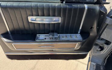 Lincoln-Continental-1965-Grey-Black-7