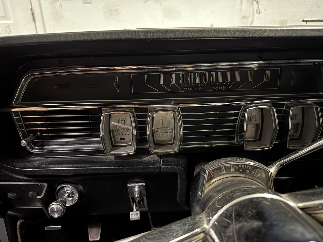 Lincoln-Continental-1965-Grey-Black-90