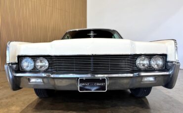 Lincoln-Continental-1966-Classic-Car-15