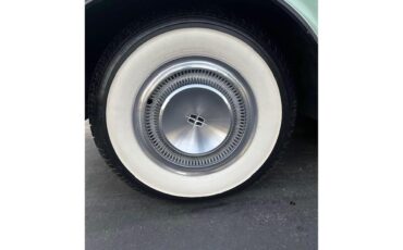Lincoln-Continental-1966-Mint-Green-Dark-Green-13
