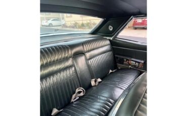 Lincoln-Continental-1966-Mint-Green-Dark-Green-9