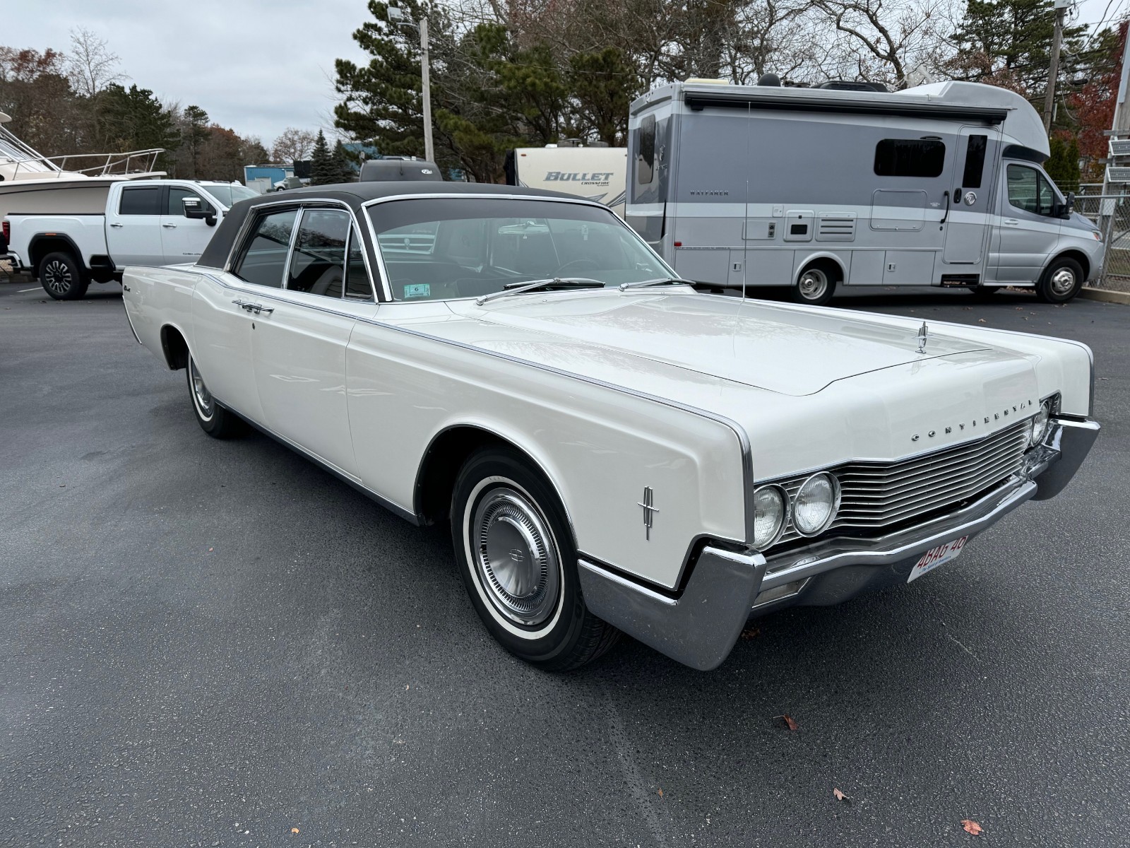 Lincoln Continental 1966 Sedan