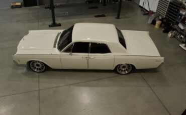 Lincoln-Continental-1966-White-Red-9