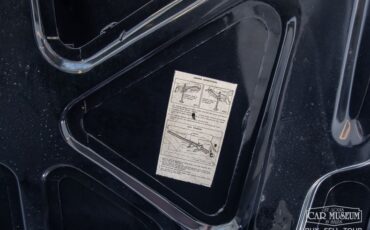 Lincoln-Continental-1969-Black-Black-Leather-21