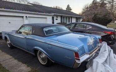 Lincoln-Continental-1969-Blue-10
