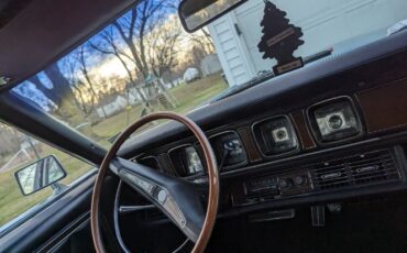 Lincoln-Continental-1969-Blue-20