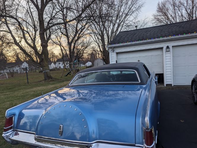 Lincoln-Continental-1969-Blue-23