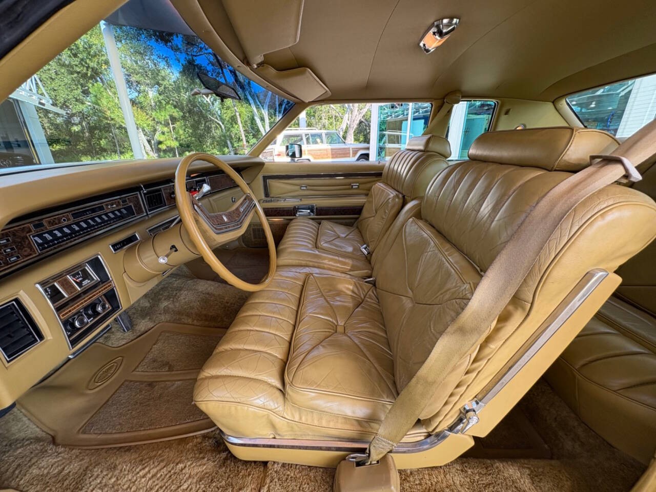 Lincoln-Continental-1976-Coupe-24