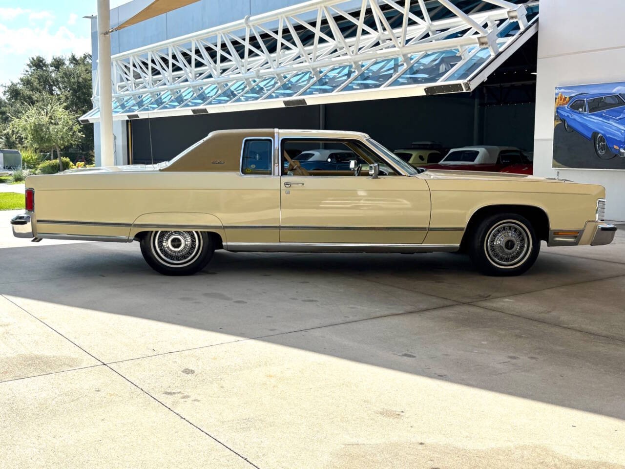 Lincoln-Continental-1976-Coupe-4