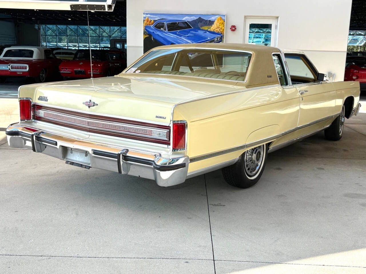 Lincoln-Continental-1976-Coupe-5