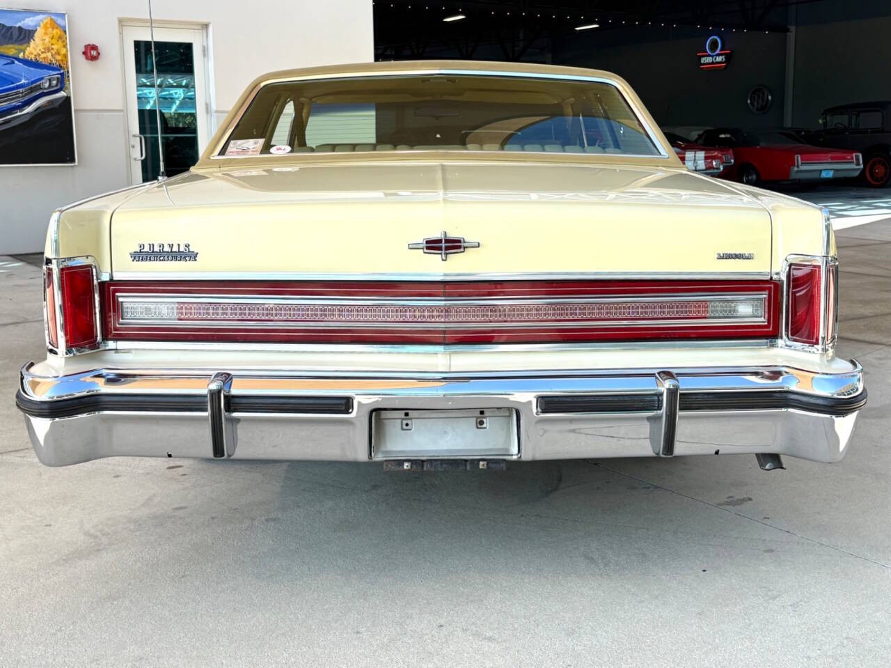 Lincoln-Continental-1976-Coupe-6