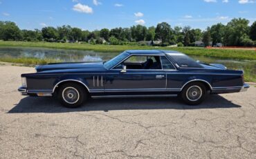Lincoln-Continental-1979-1