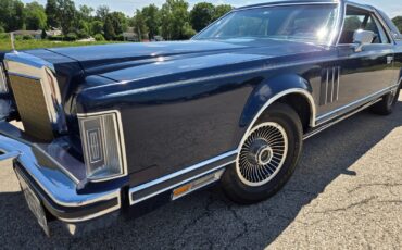 Lincoln-Continental-1979-10