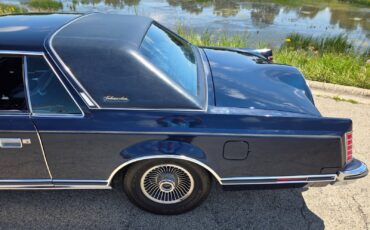 Lincoln-Continental-1979-13