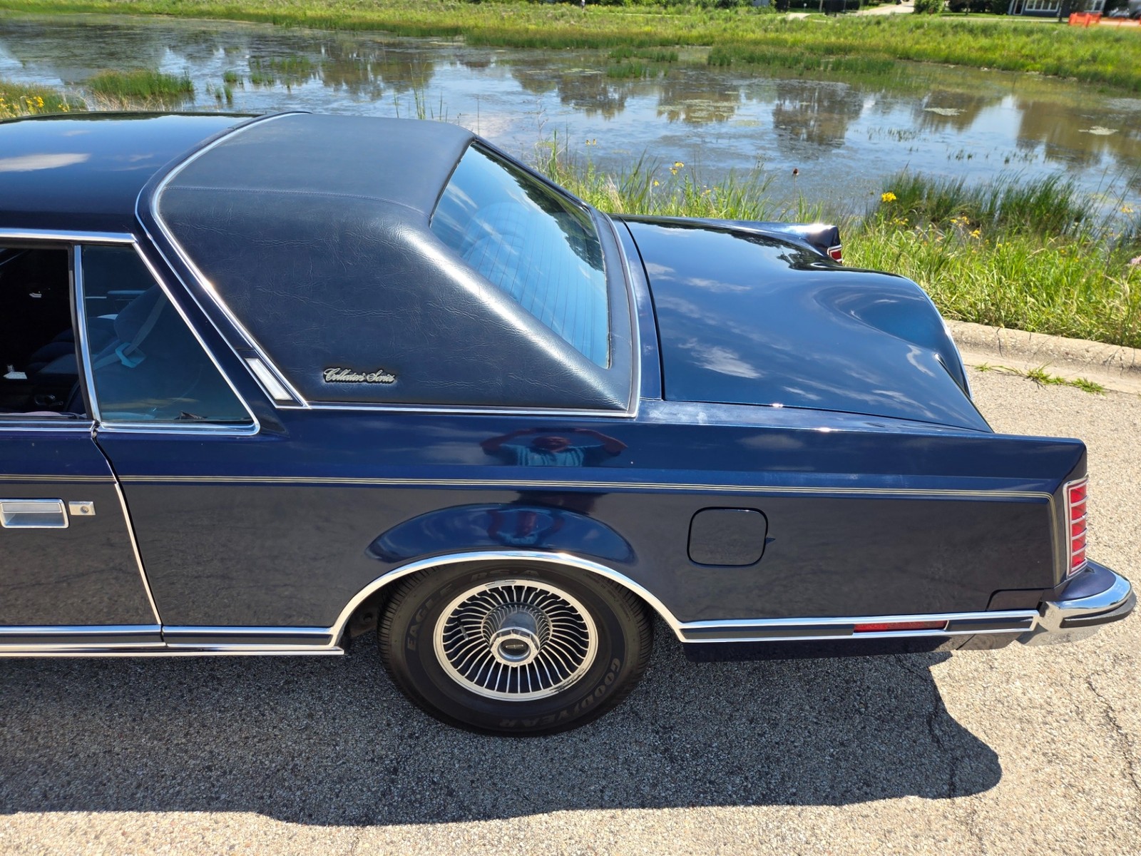 Lincoln-Continental-1979-13