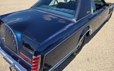 Lincoln-Continental-1979-15