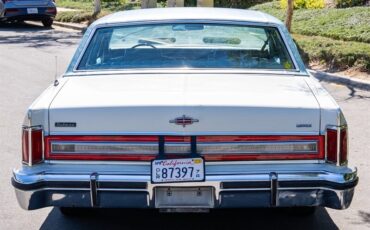 Lincoln-Continental-1979-15