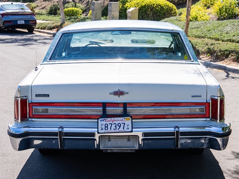Lincoln-Continental-1979-15