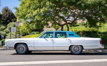 Lincoln-Continental-1979-17