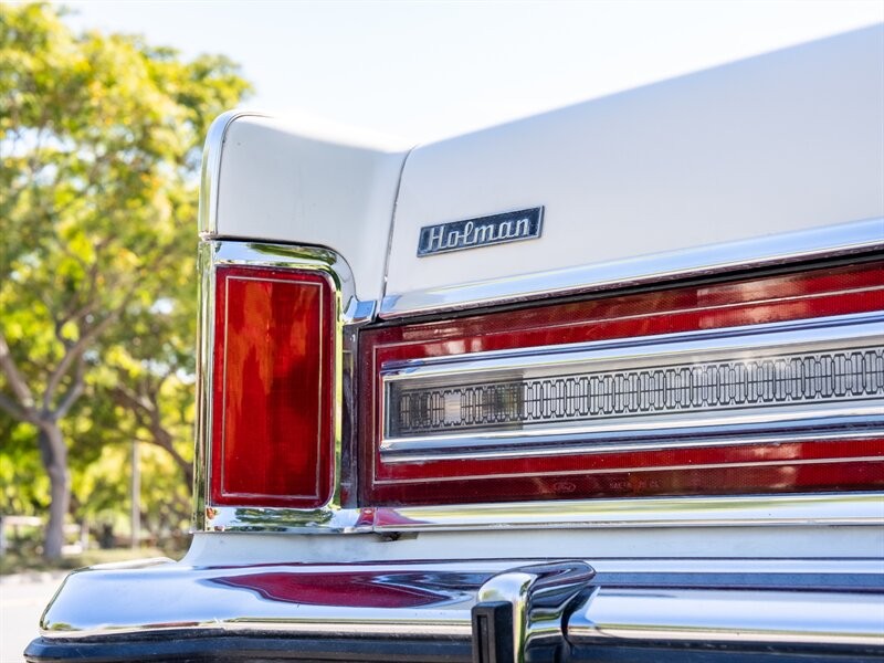 Lincoln-Continental-1979-19