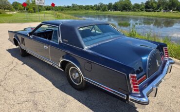 Lincoln-Continental-1979-2