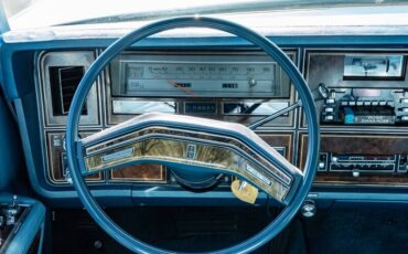 Lincoln-Continental-1979-29
