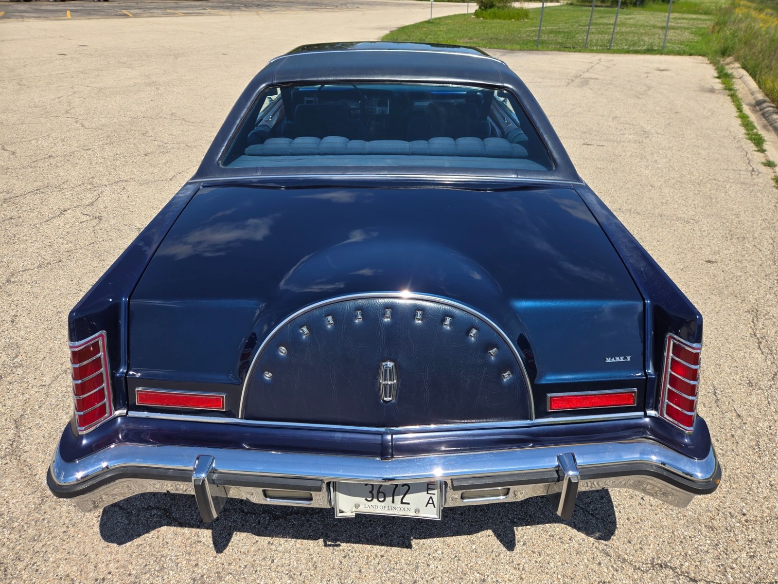 Lincoln-Continental-1979-3