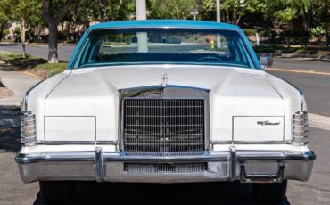 Lincoln-Continental-1979-3