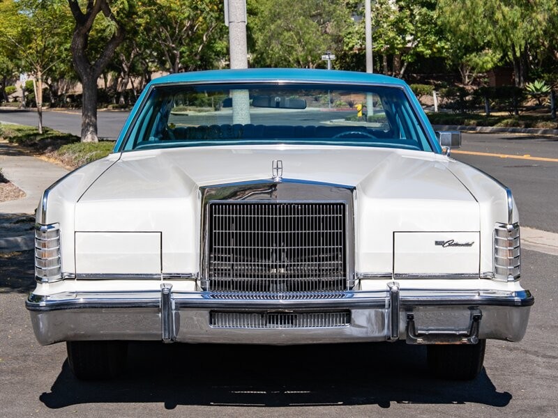Lincoln-Continental-1979-3