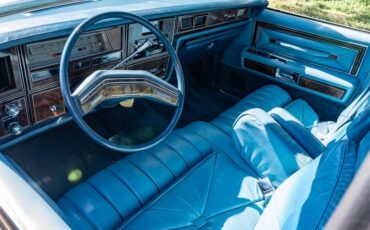 Lincoln-Continental-1979-38