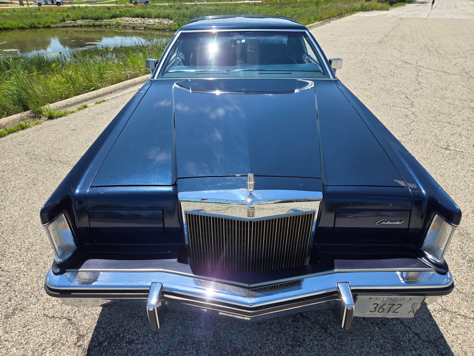 Lincoln-Continental-1979-8