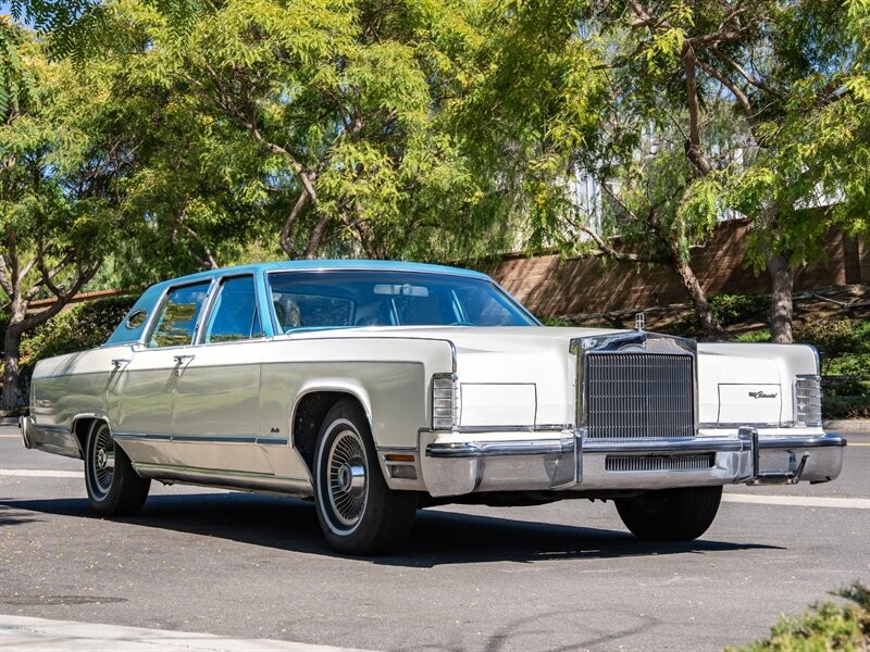 Lincoln-Continental-1979-9