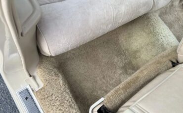 Lincoln-Continental-1979-Beige-Champagne-Velour-Clo-13