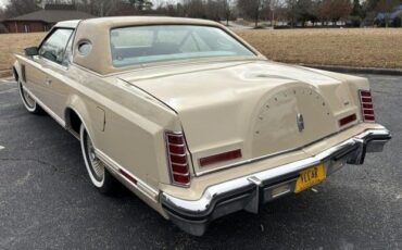 Lincoln-Continental-1979-Beige-Champagne-Velour-Clo-3