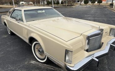 Lincoln-Continental-1979-Beige-Champagne-Velour-Clo
