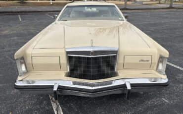 Lincoln-Continental-1979-Beige-Champagne-Velour-Clo-6