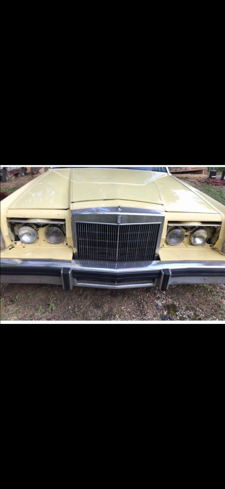 Lincoln-Continental-1980-Sedan-2