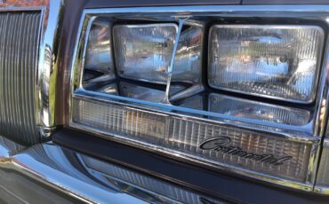 Lincoln-Continental-1987-Sedan-12