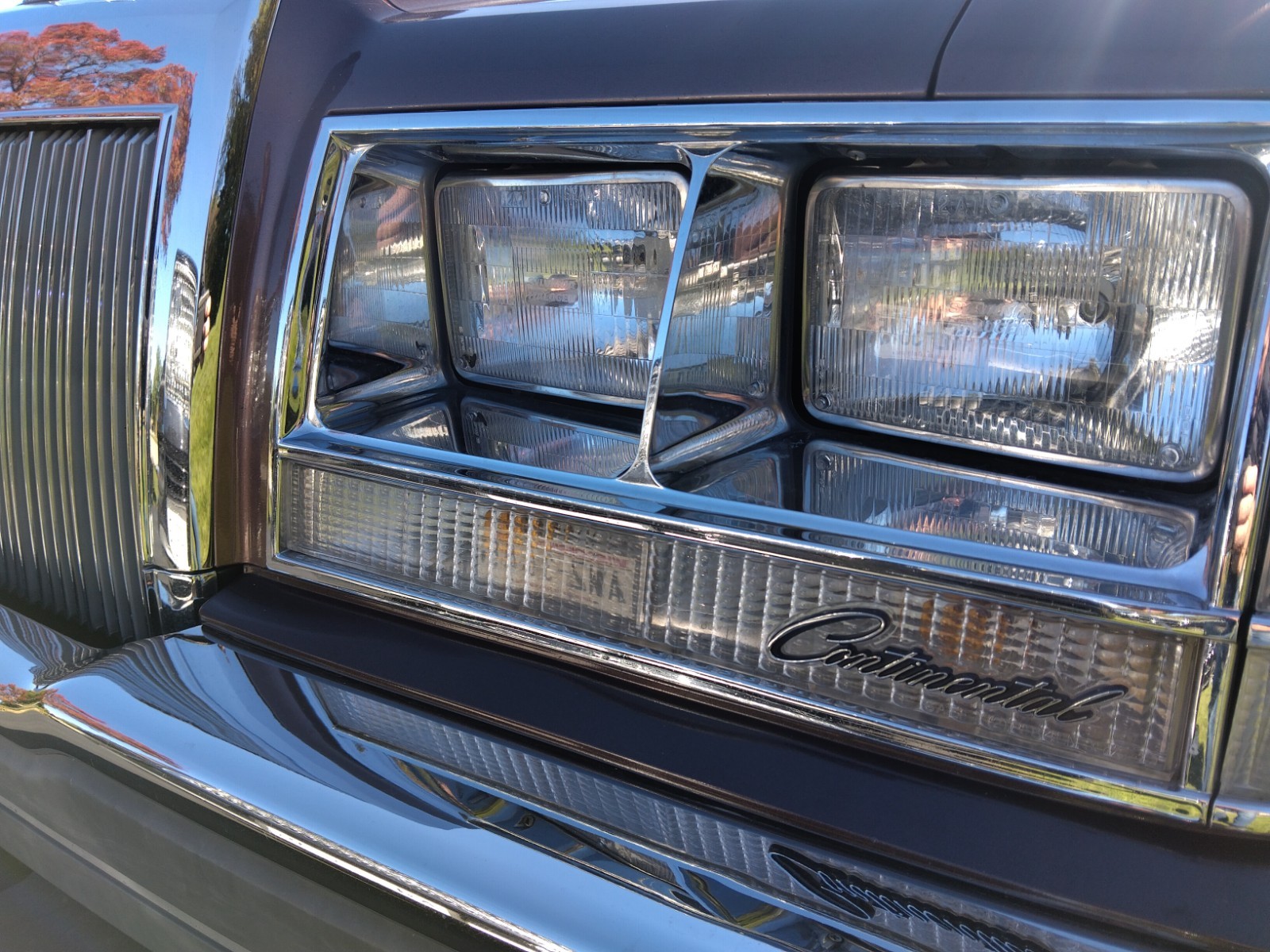 Lincoln-Continental-1987-Sedan-12