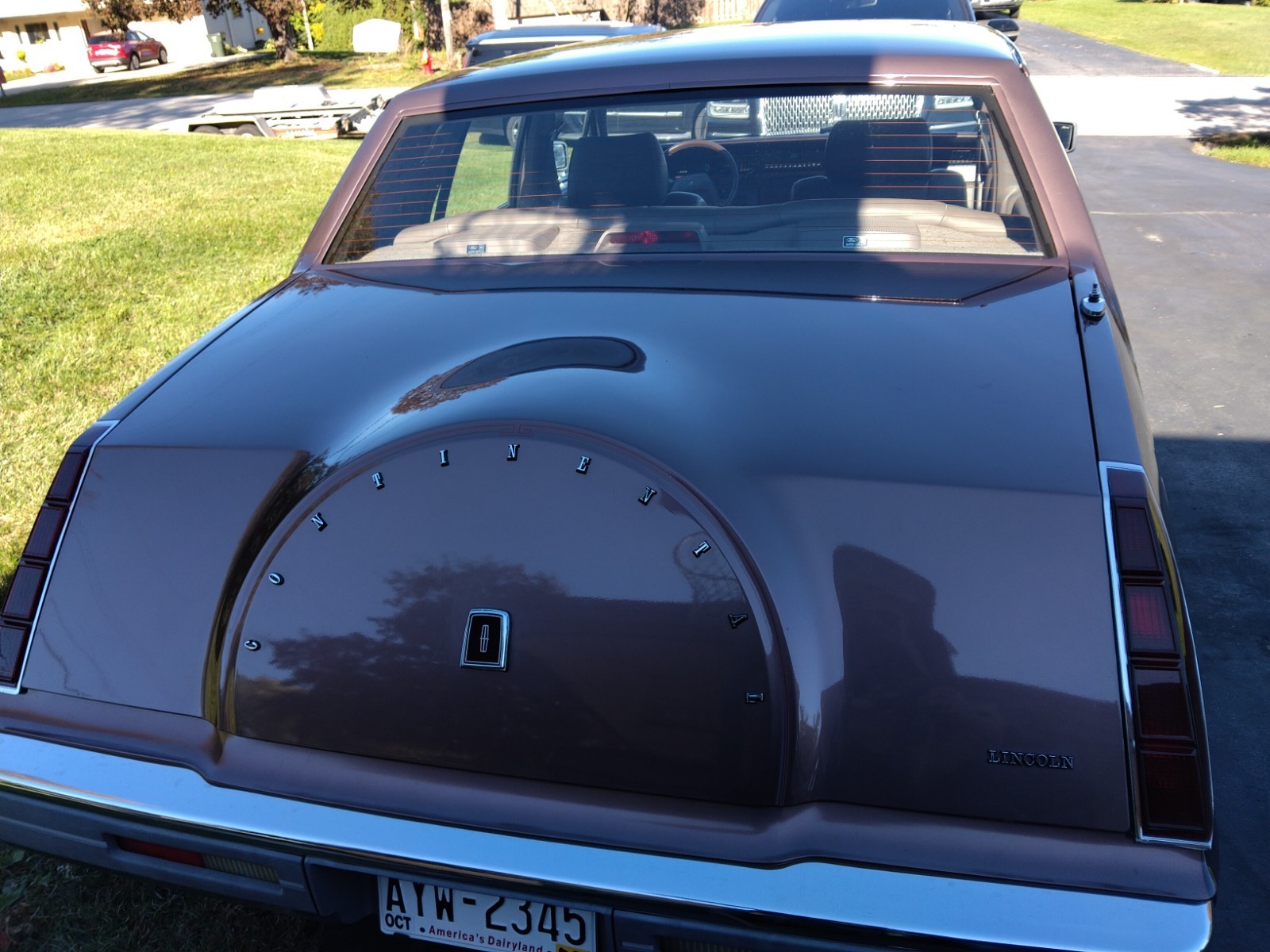 Lincoln-Continental-1987-Sedan-5