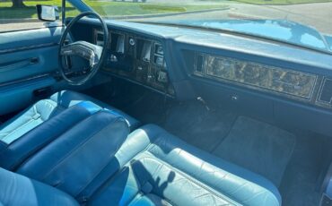 Lincoln-Continental-Mark-V-1979-Coupe-11