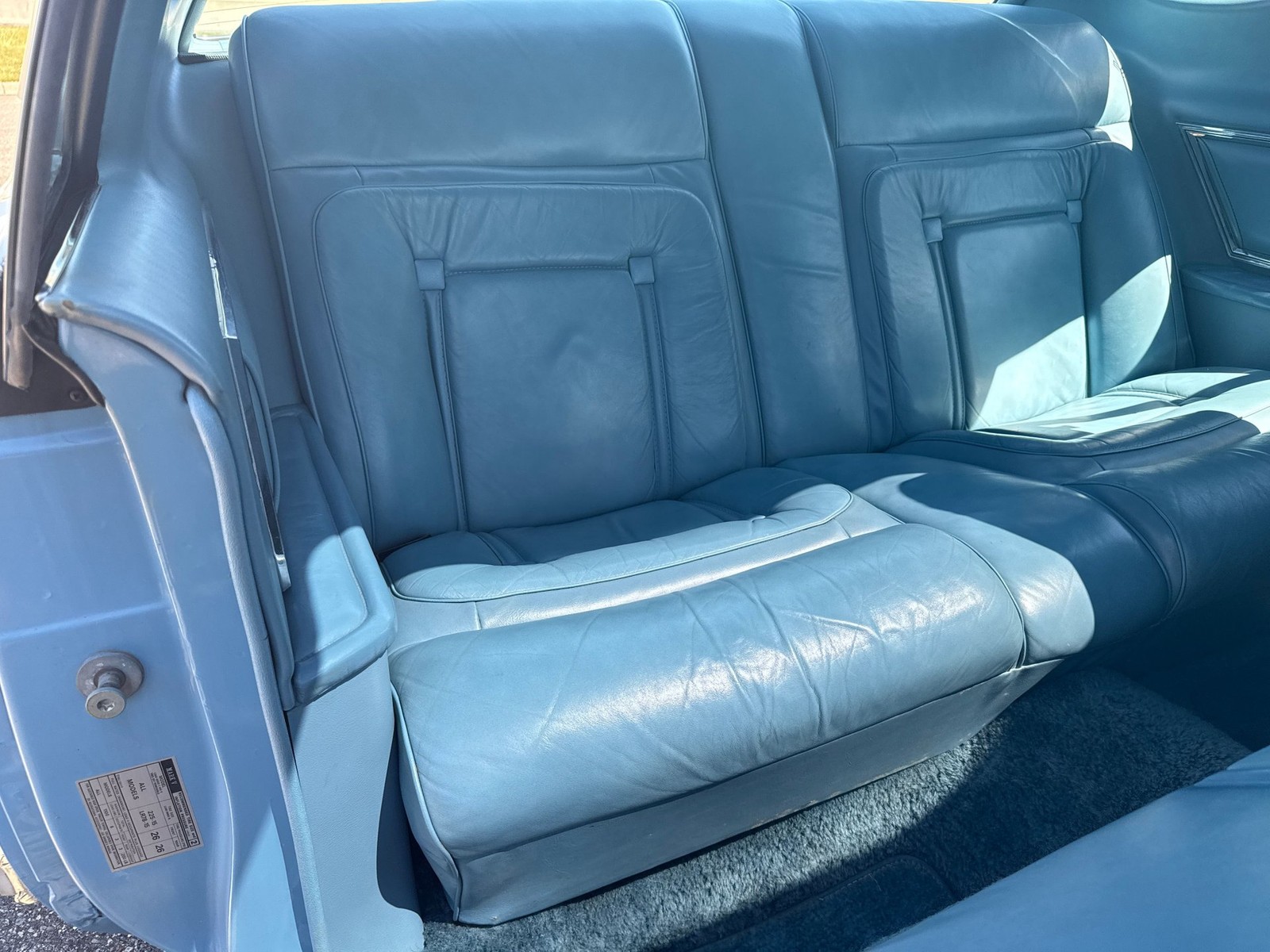 Lincoln-Continental-Mark-V-1979-Coupe-12