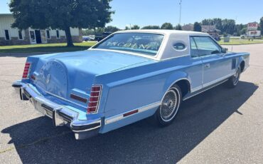 Lincoln-Continental-Mark-V-1979-Coupe-2
