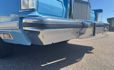 Lincoln-Continental-Mark-V-1979-Coupe-21