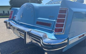 Lincoln-Continental-Mark-V-1979-Coupe-26