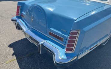 Lincoln-Continental-Mark-V-1979-Coupe-28