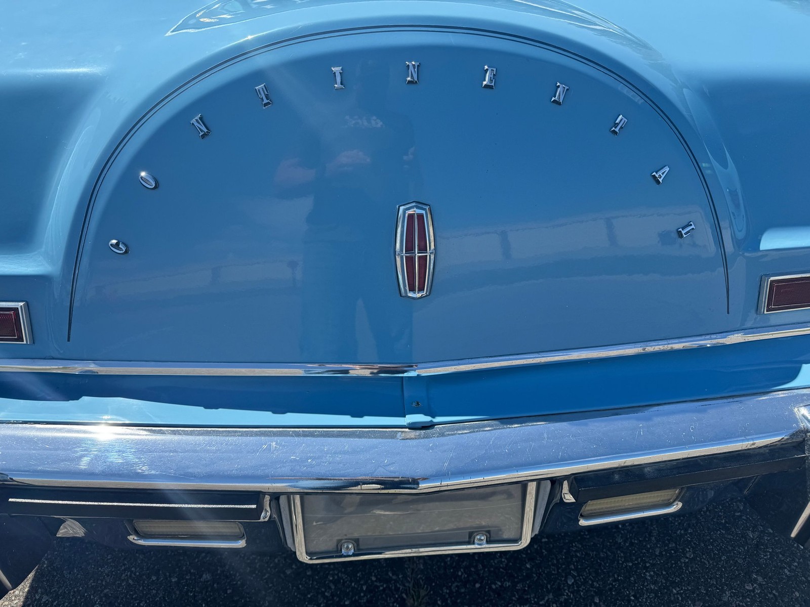 Lincoln-Continental-Mark-V-1979-Coupe-35