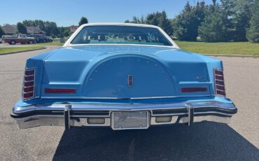 Lincoln-Continental-Mark-V-1979-Coupe-4