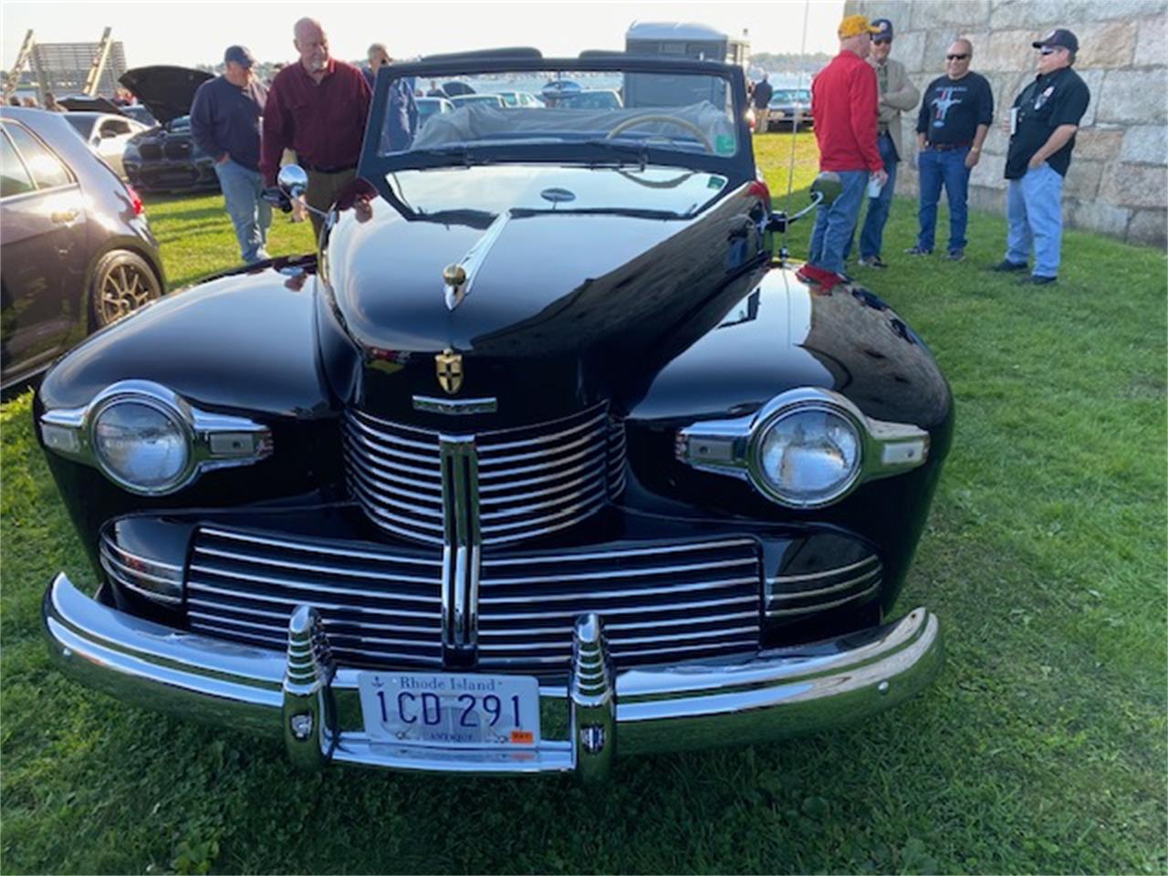 Lincoln-Continental-convertible-1942-Black-Black-1
